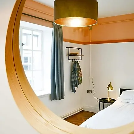The Wing Hotel Bristol