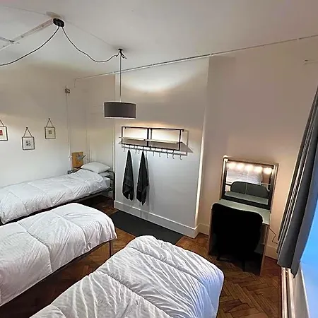The Wing 4* Bristol